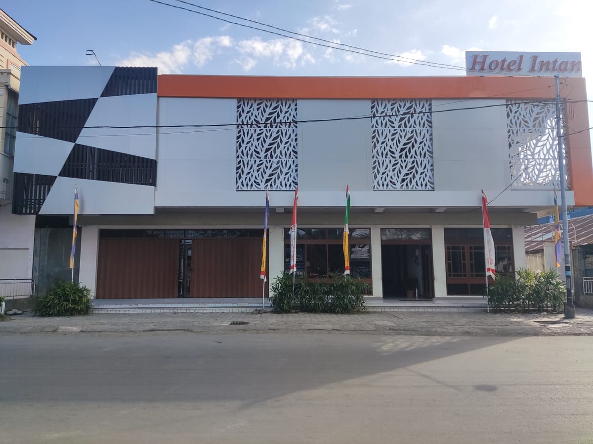 Hotel Intan — 2