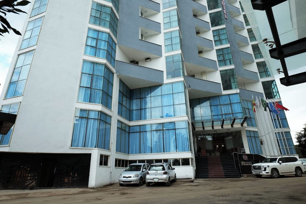 Crescent International Hotel — 2