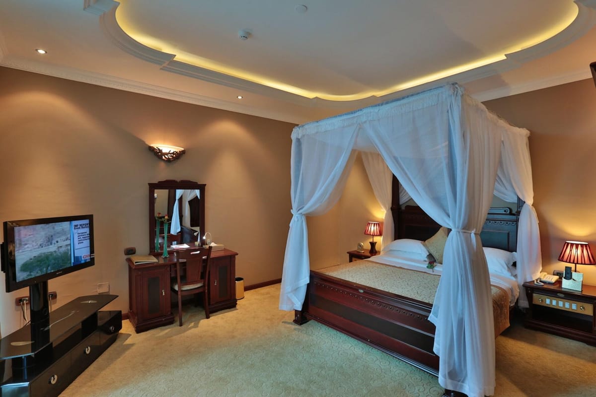 Friendship International Hotel — 2