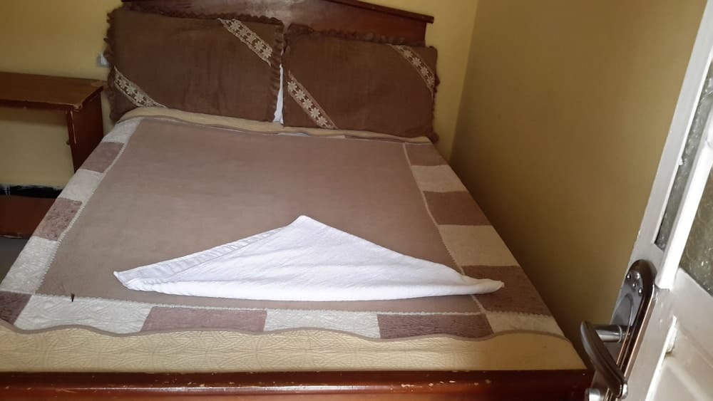 Liya Guest House — 2