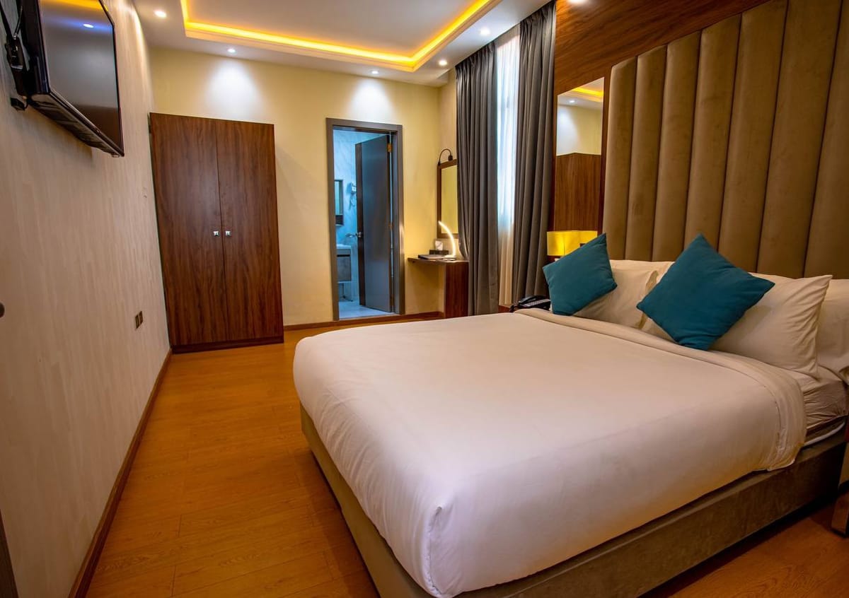 Sowirad Hotel — 2