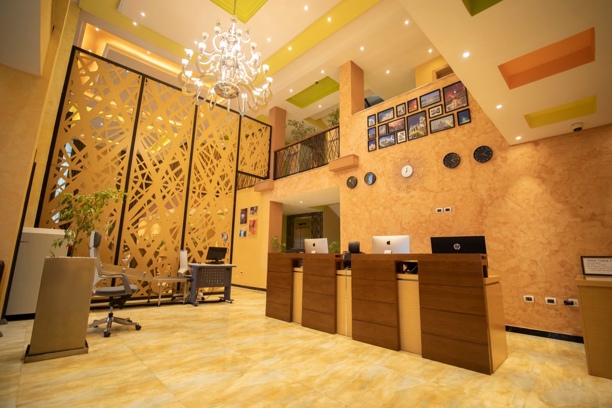 Vamos Addis Hotel ቫሞስ አዲስ ሆቴል — 2