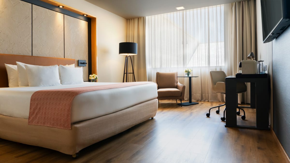 Hotel NH Collection Mexico City Airport T2 — 3