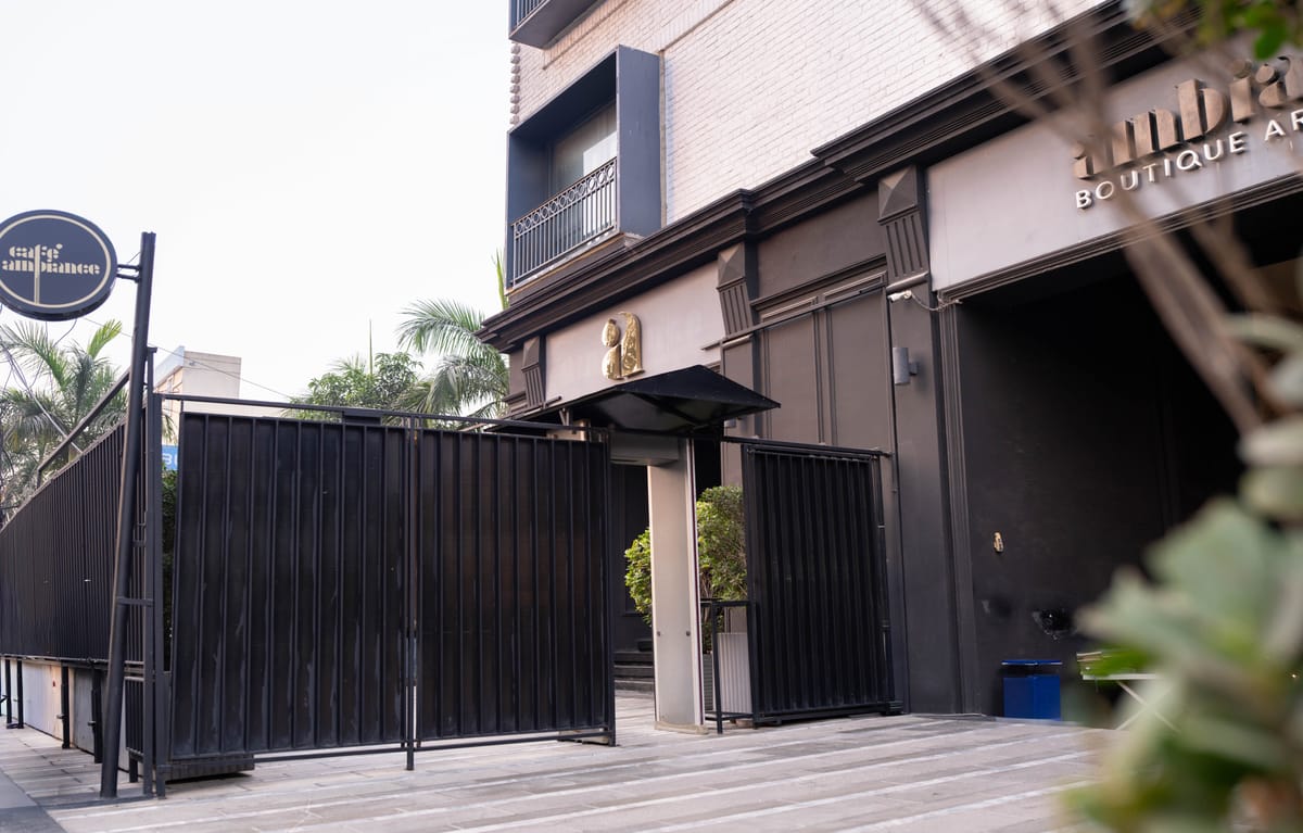 Ambiance Boutique Art Hotel Lahore — 1