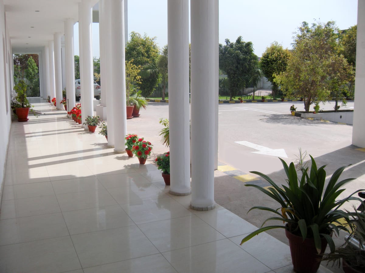Grand Enclave Hotel, Lahore — 1