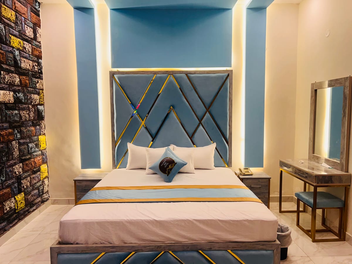 Gulberg Inn Hotel — 2