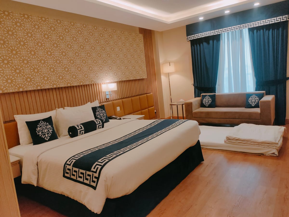 Ramada by Wyndham — 5