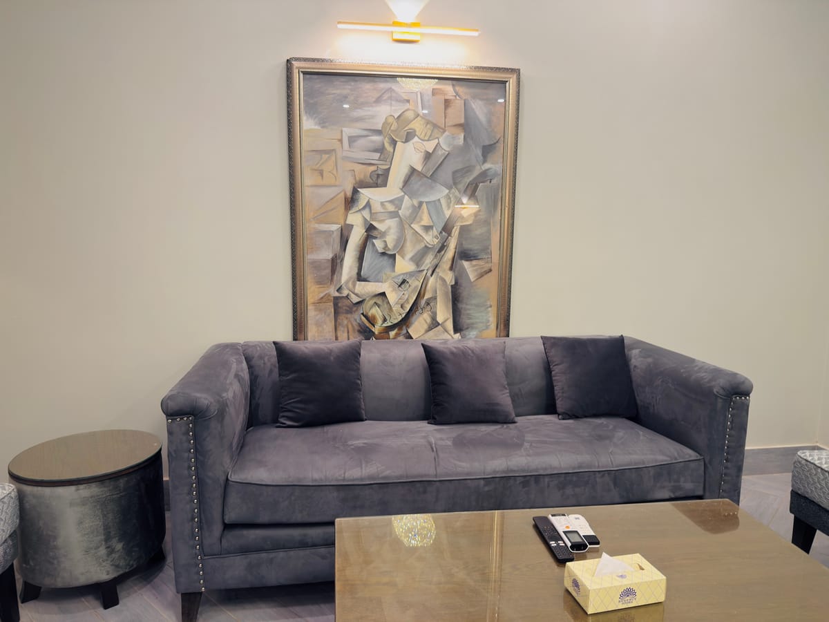 Regency Suites Hotel — 2