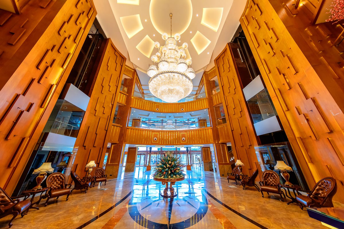 Royal Swiss Hotel — 1