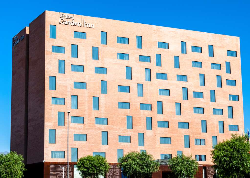 Hilton Garden Inn Santiago Airport — 3