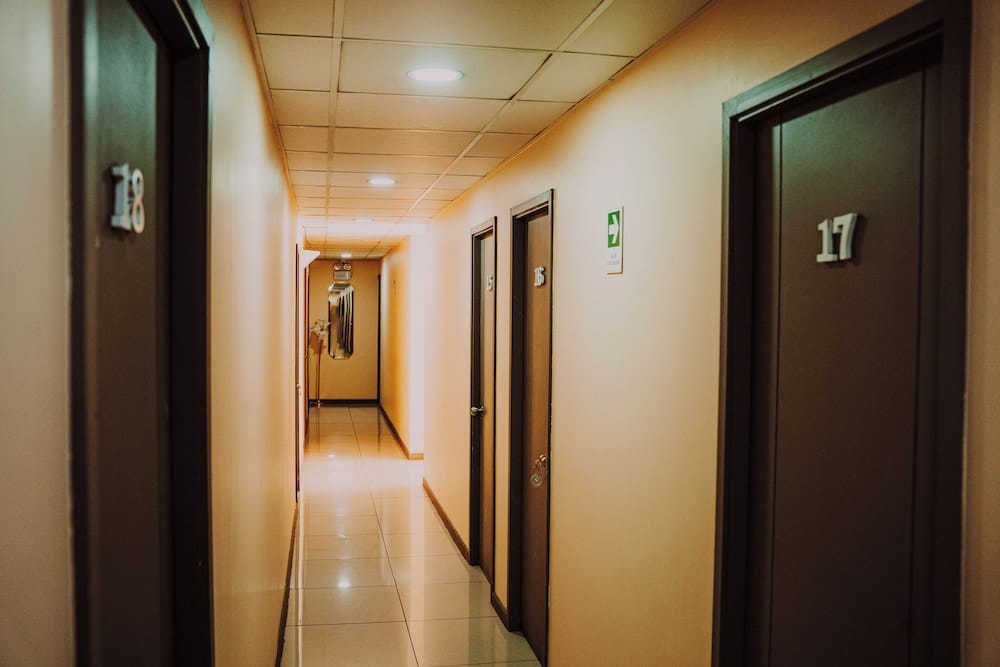 Hotel Blu — 1