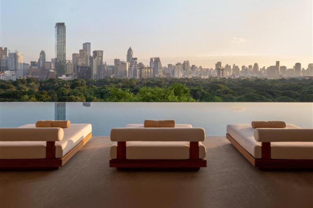 Dusit Thani Bangkok — 2