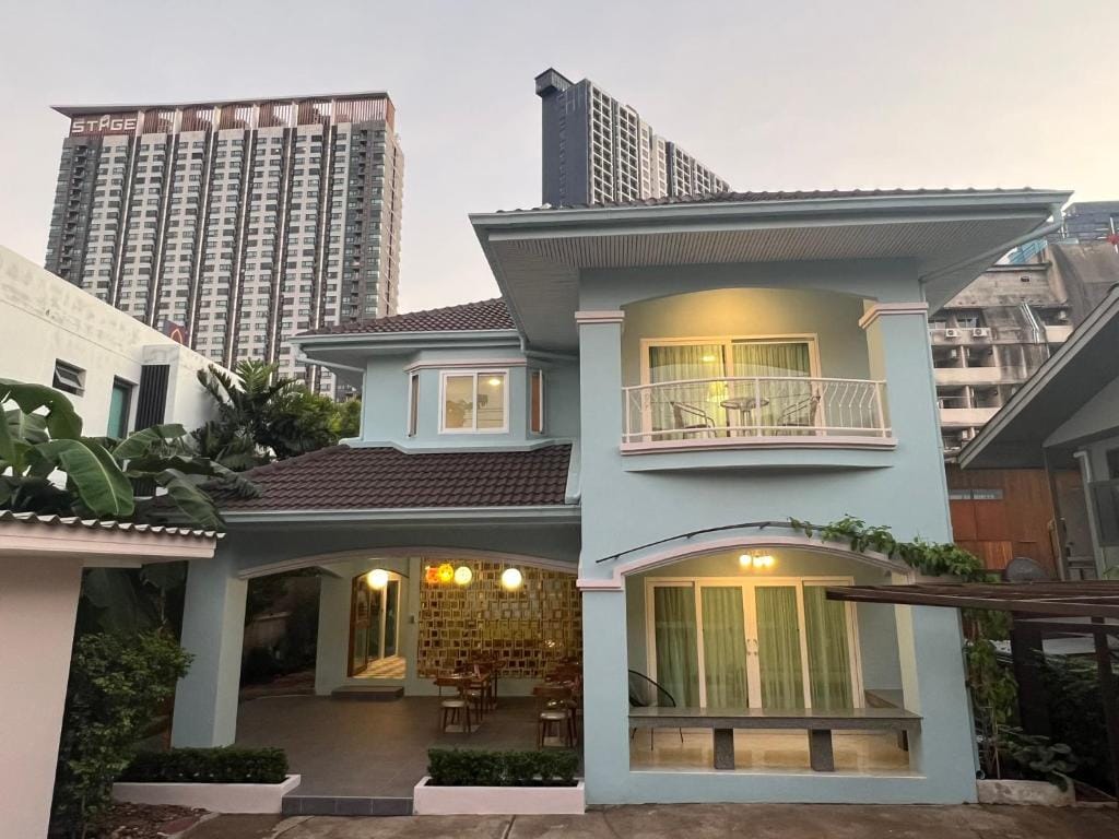 Dusita Residence — 1