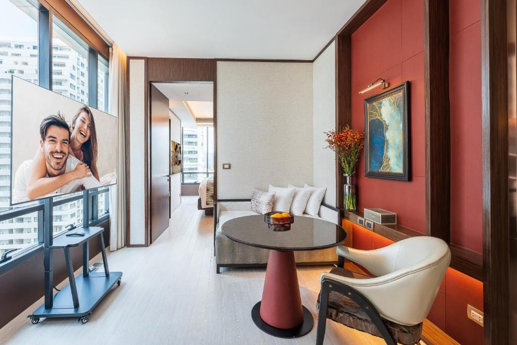 SILQ Hotel & Residence — 3