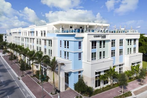 Courtyard by Marriott Delray Beach — 3