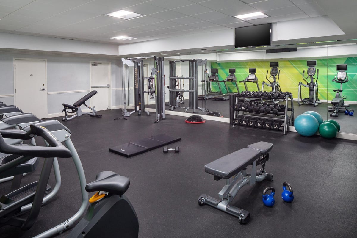 Holiday Inn & Suites Boca Raton - North by IHG — 4