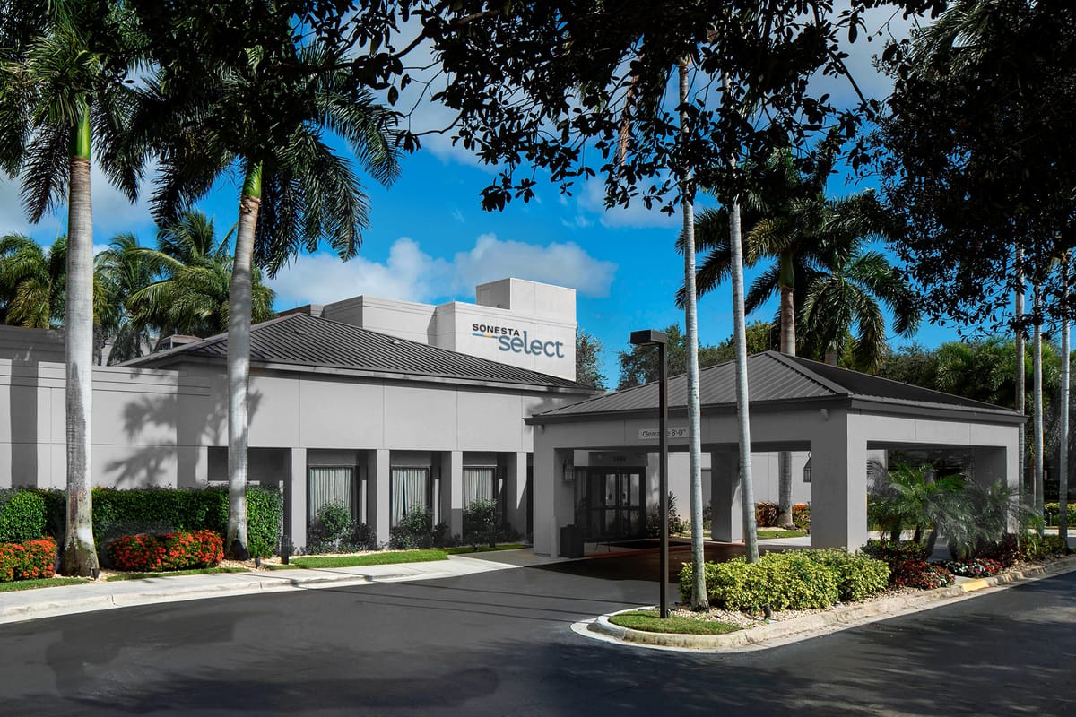 Sonesta Select Boca Raton Town Center — 4