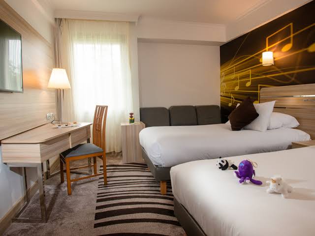 Novotel Cairo Airport — 1