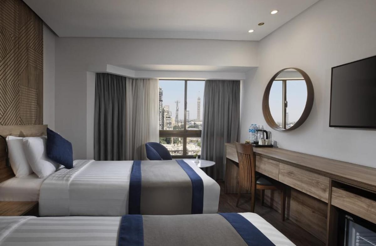 Pyramisa Suites Hotel — 2
