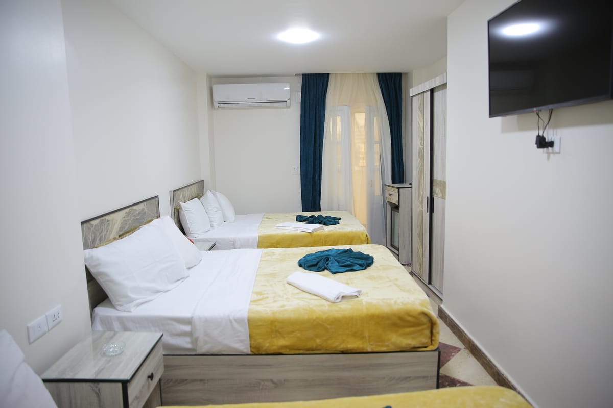 Royal Cairo Hotel — 2