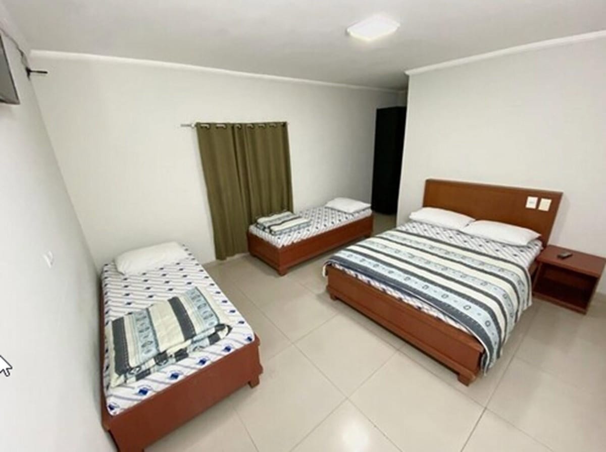 HLN HOTEL — 5
