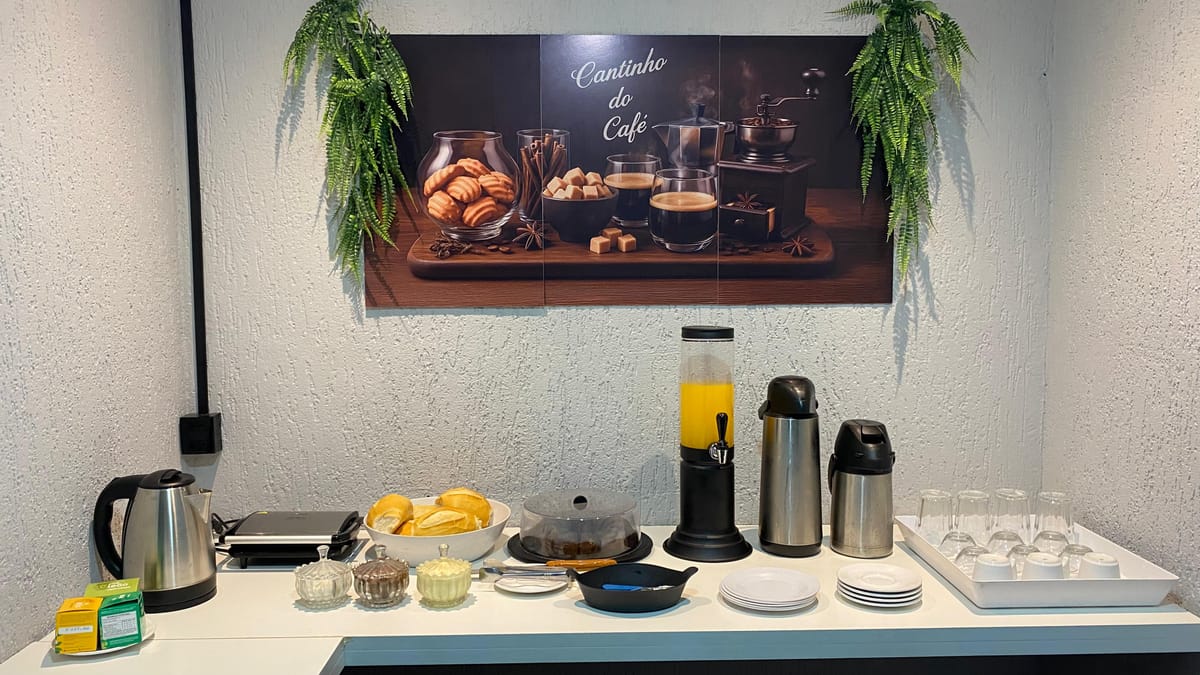 Hotel Anoitecer — 1