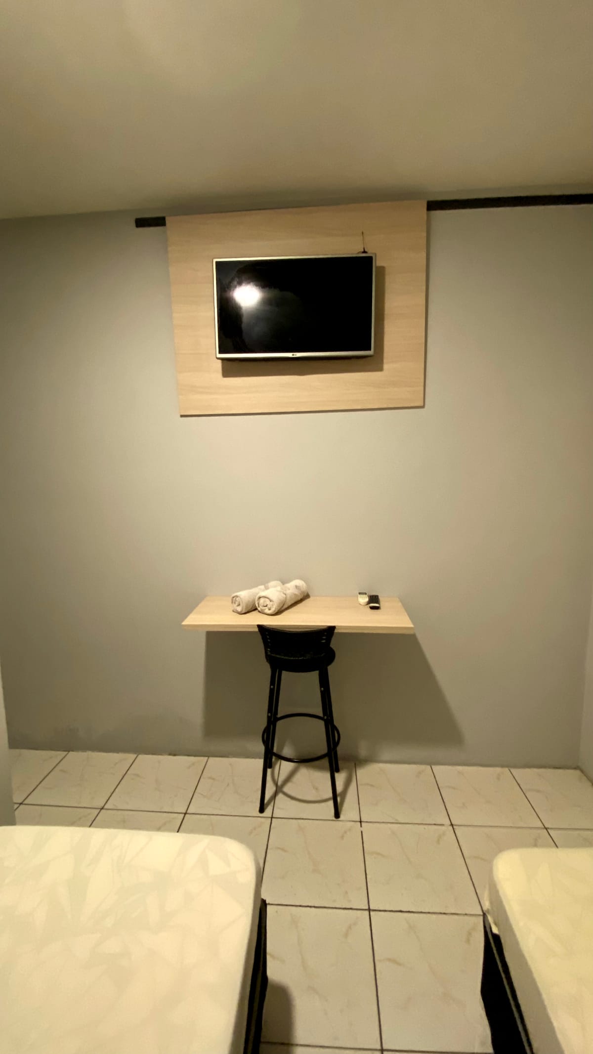 Hotel Anoitecer — 4