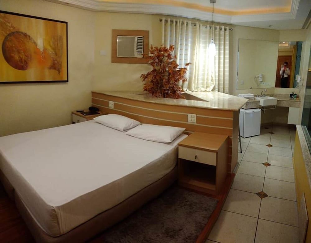 Hotel Luni — 5