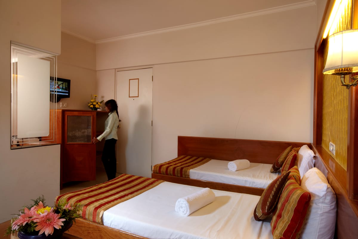 Avion Hotel — 4