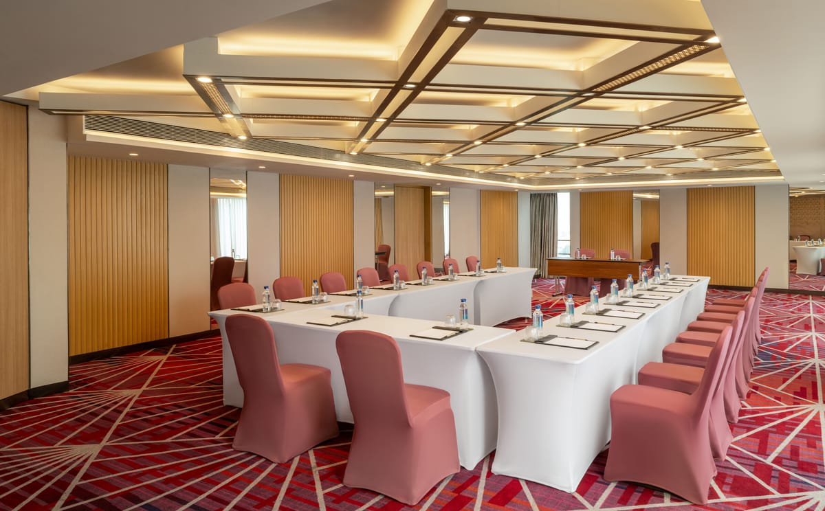 Hilton Garden Inn Mumbai International Airport — 5