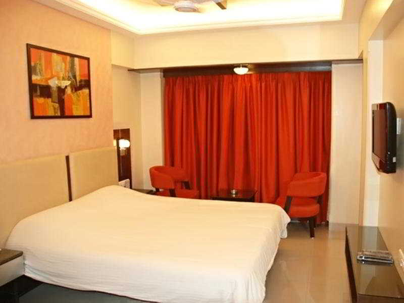 Hotel Columbus — 2
