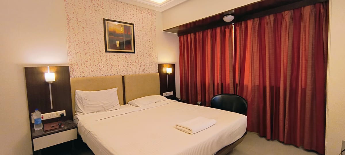 Hotel Columbus — 3
