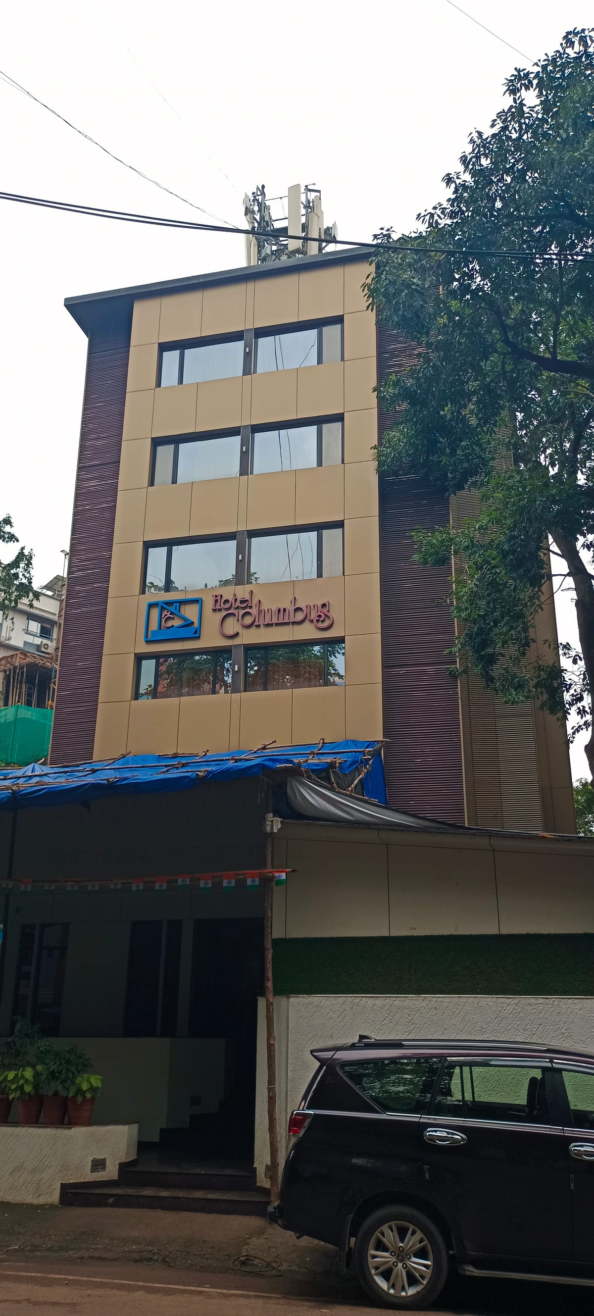 Hotel Columbus — 4