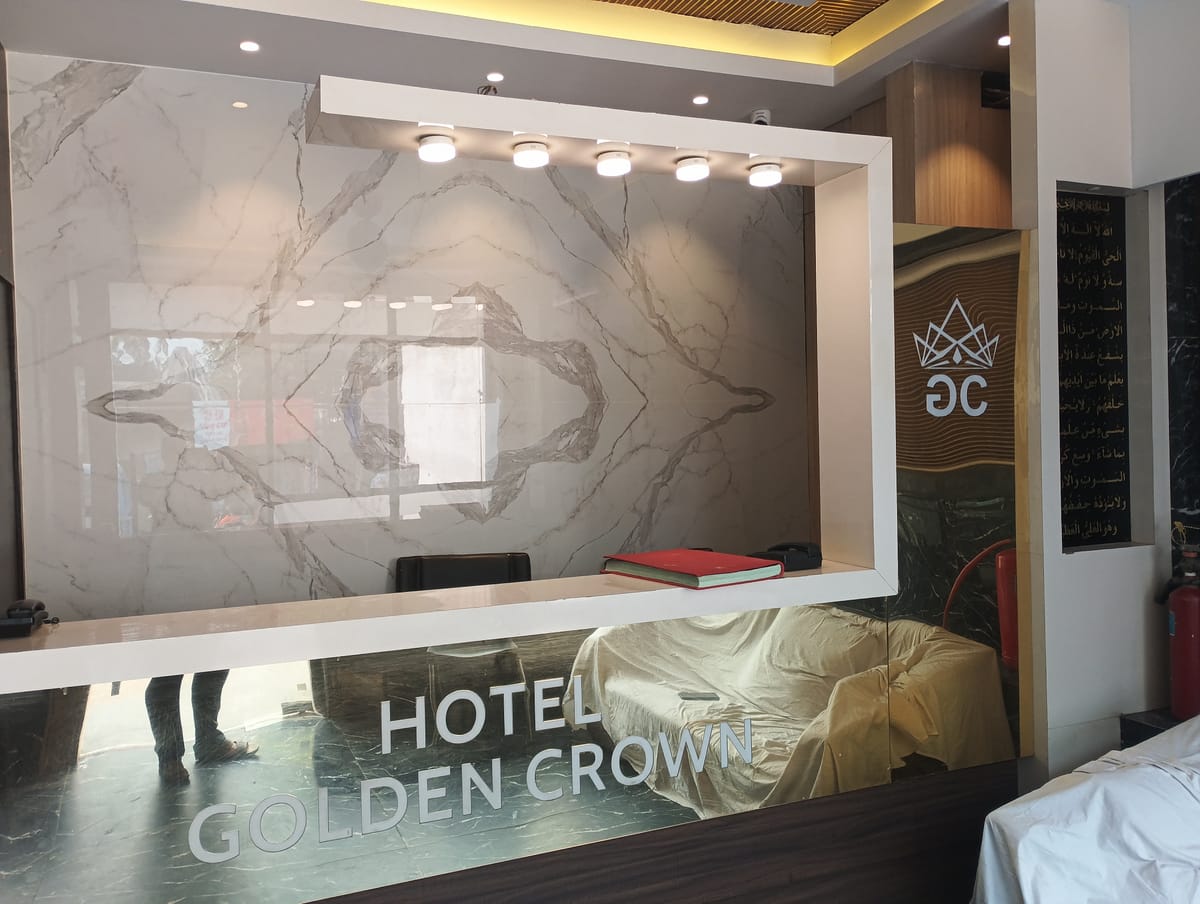 Hotel Golden Crown — 3