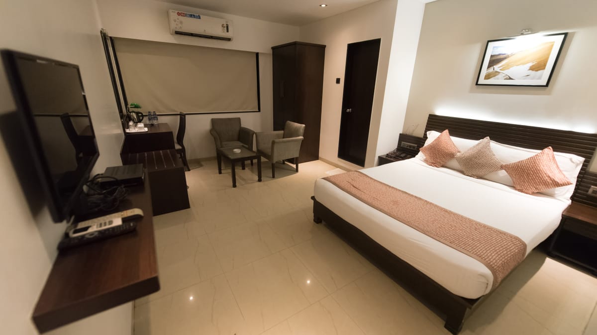 Hotel Le Grande - Mumbai International Airport — 2