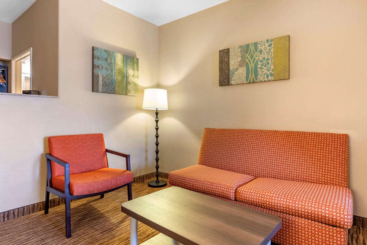 Best Western Plus DFW Airport Suites — 5