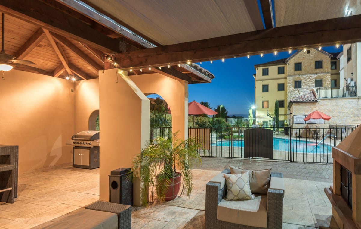 Staybridge Suites DFW Airport North by IHG — 1