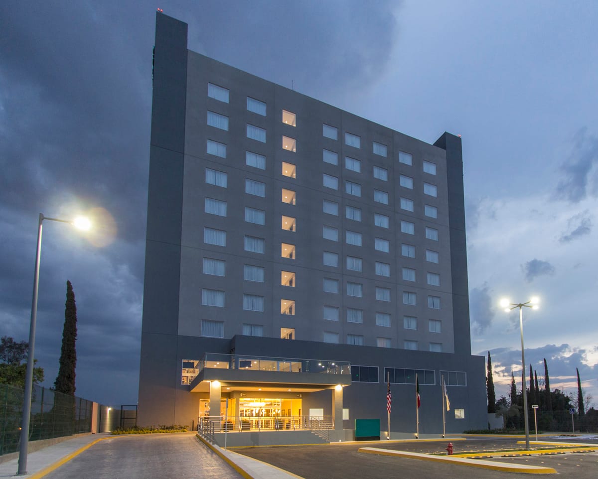 Fiesta Inn Suites Aeropuerto del Bajío — 3