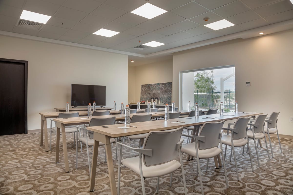 Staybridge Suites Silao by IHG — 3