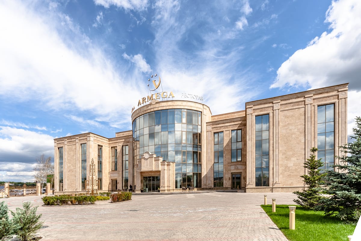 Ресторанно-гостиничный комплекс ARMEGA — 1