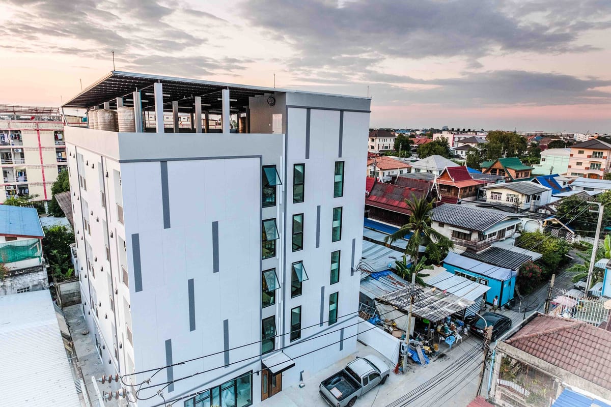 Don Muang Hotel — 4