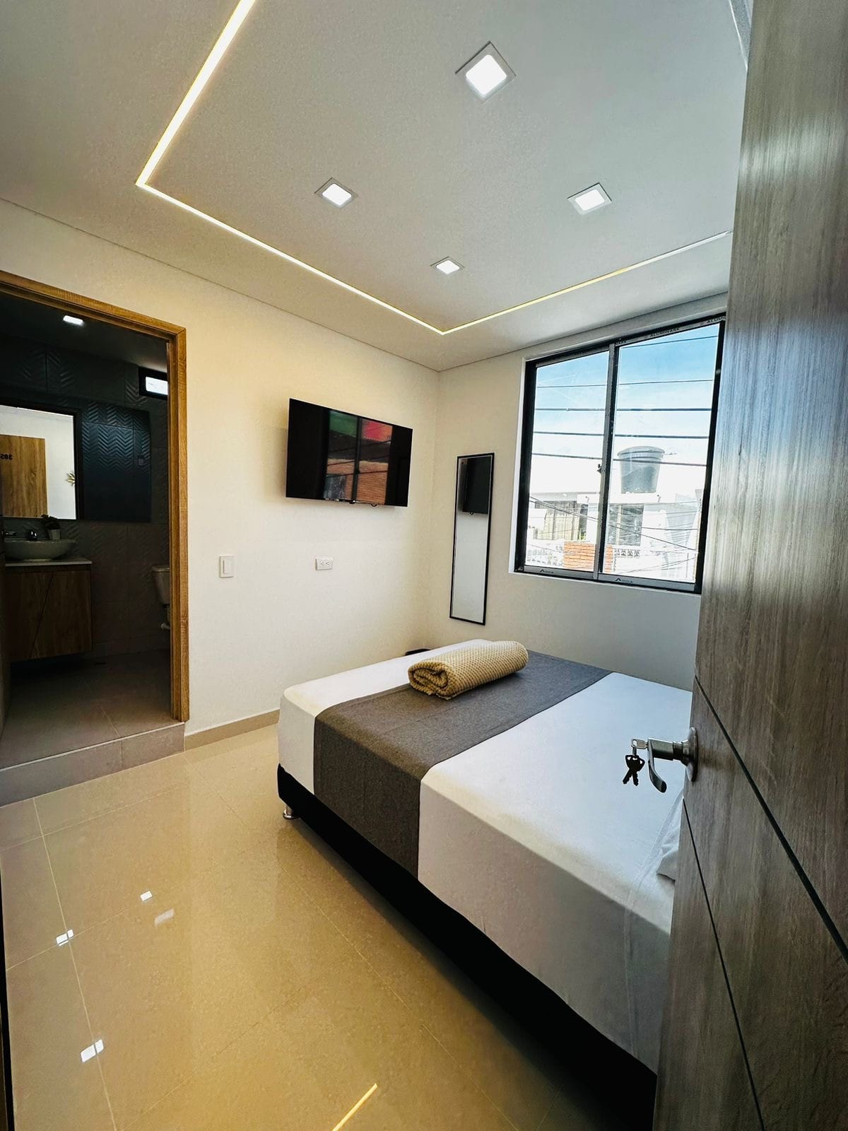 Aero Hotel Boutique — 1