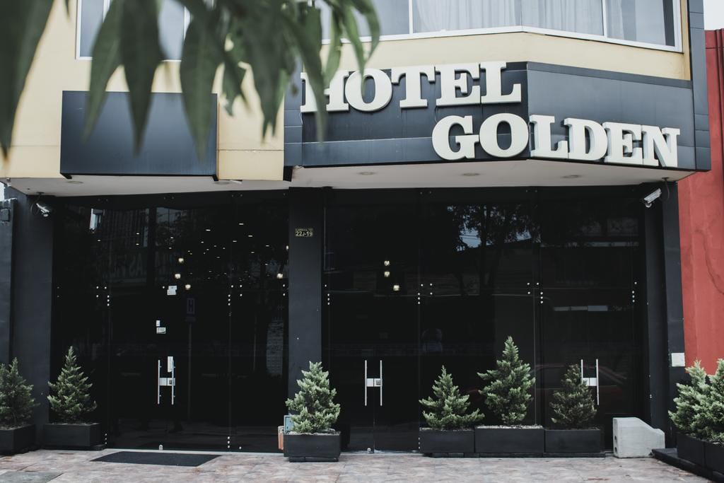Hotel Golden — 3