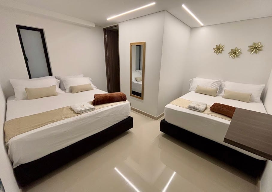 Hotel Jelt Aeropuerto ( El Dorado) — 1