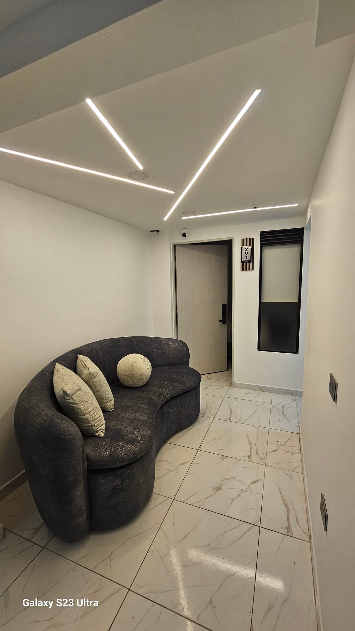 Hotel West Inn — 1