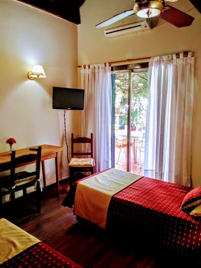 Bed and breakfast Familia San Martin — 4