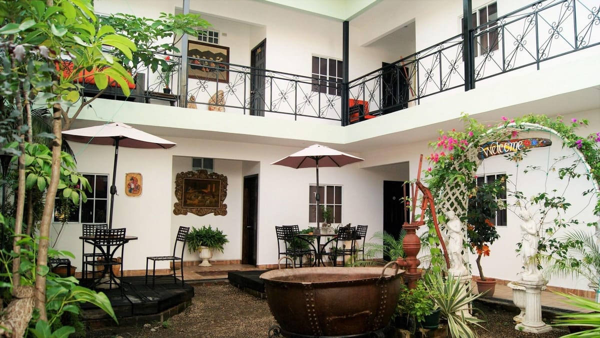 Hotel La Estancia