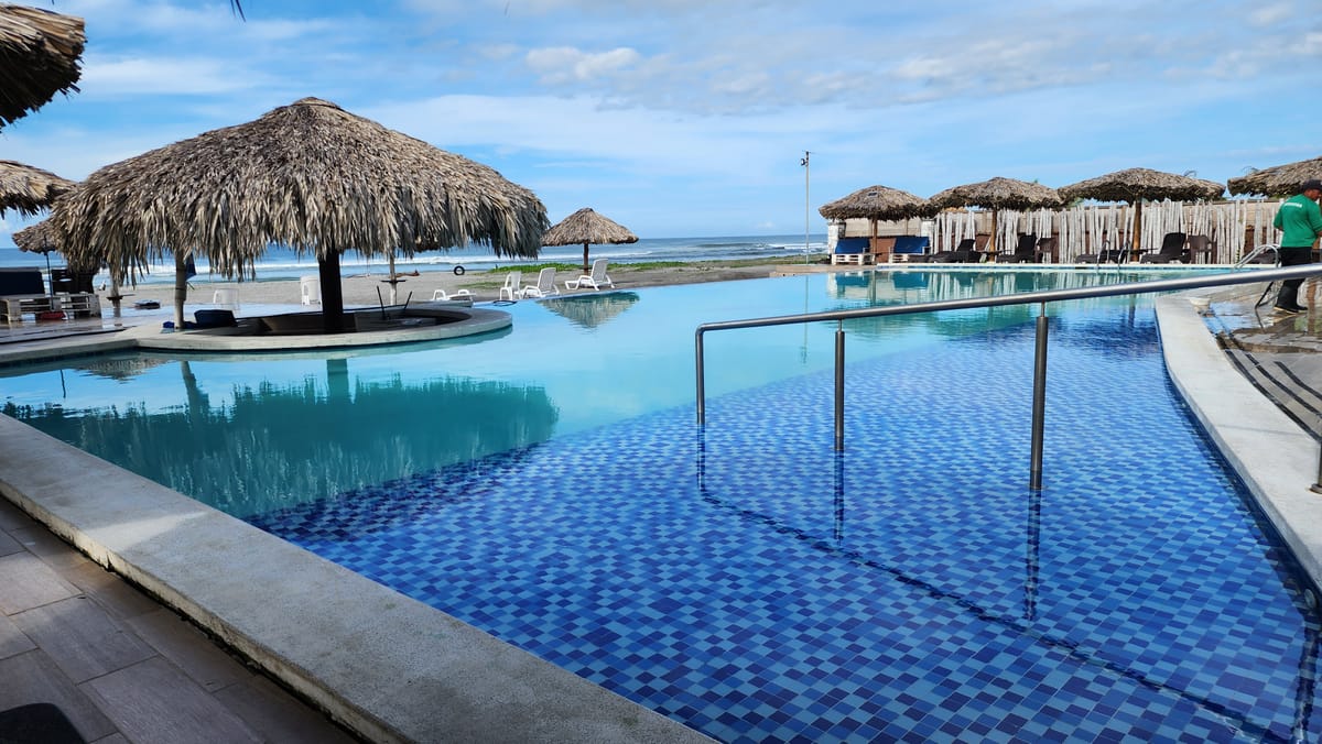 Hotel Tesoro Beach — 1