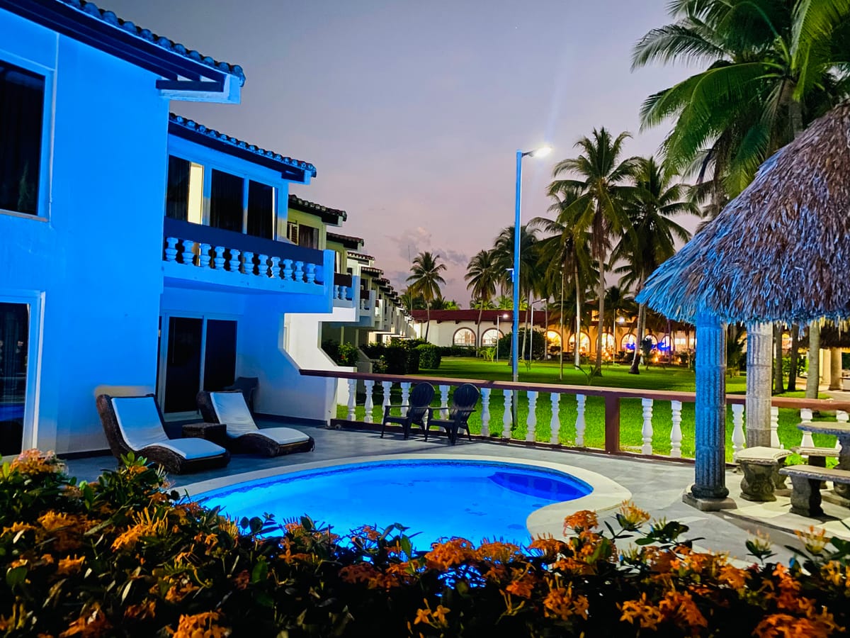 Hotel Tesoro Beach — 3