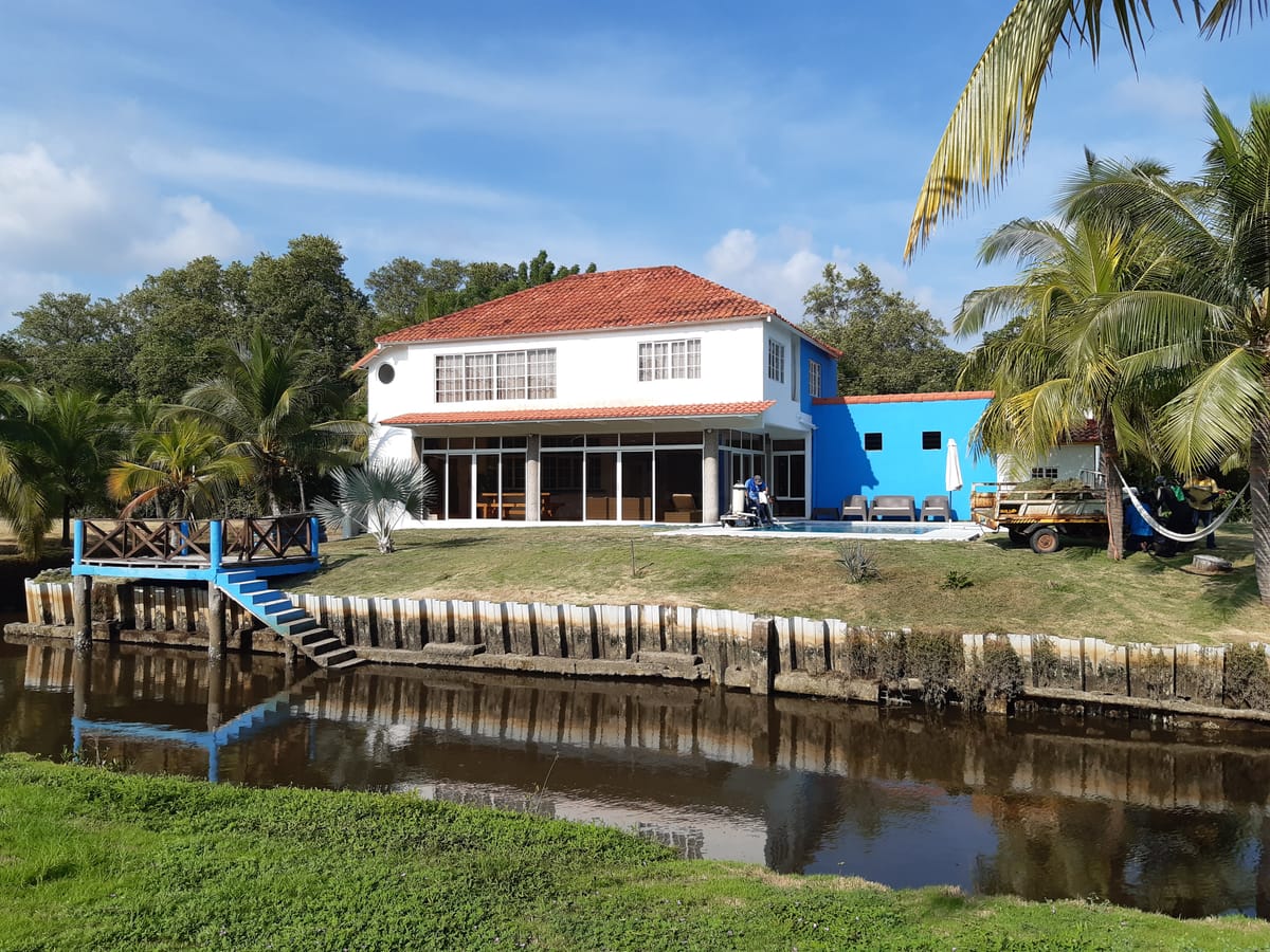 Venecia Yatch Club — 4